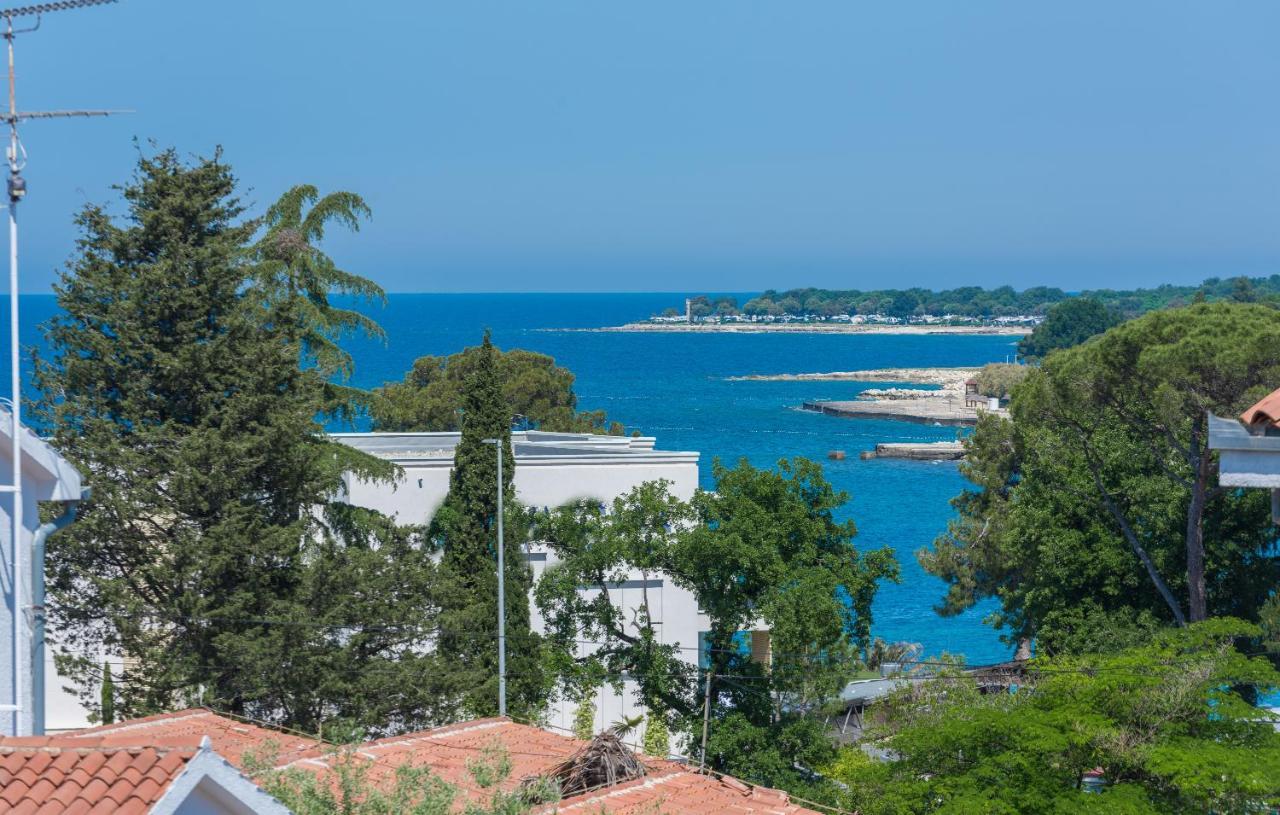 Apartmani Lorena Porec Exterior photo