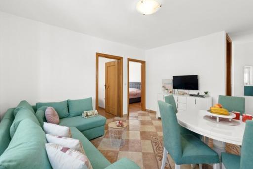 Apartmani Lorena Porec Exterior photo